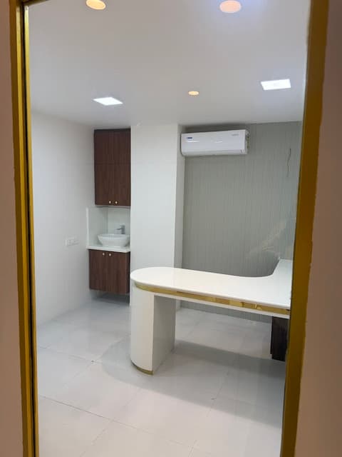 Clinic image 6